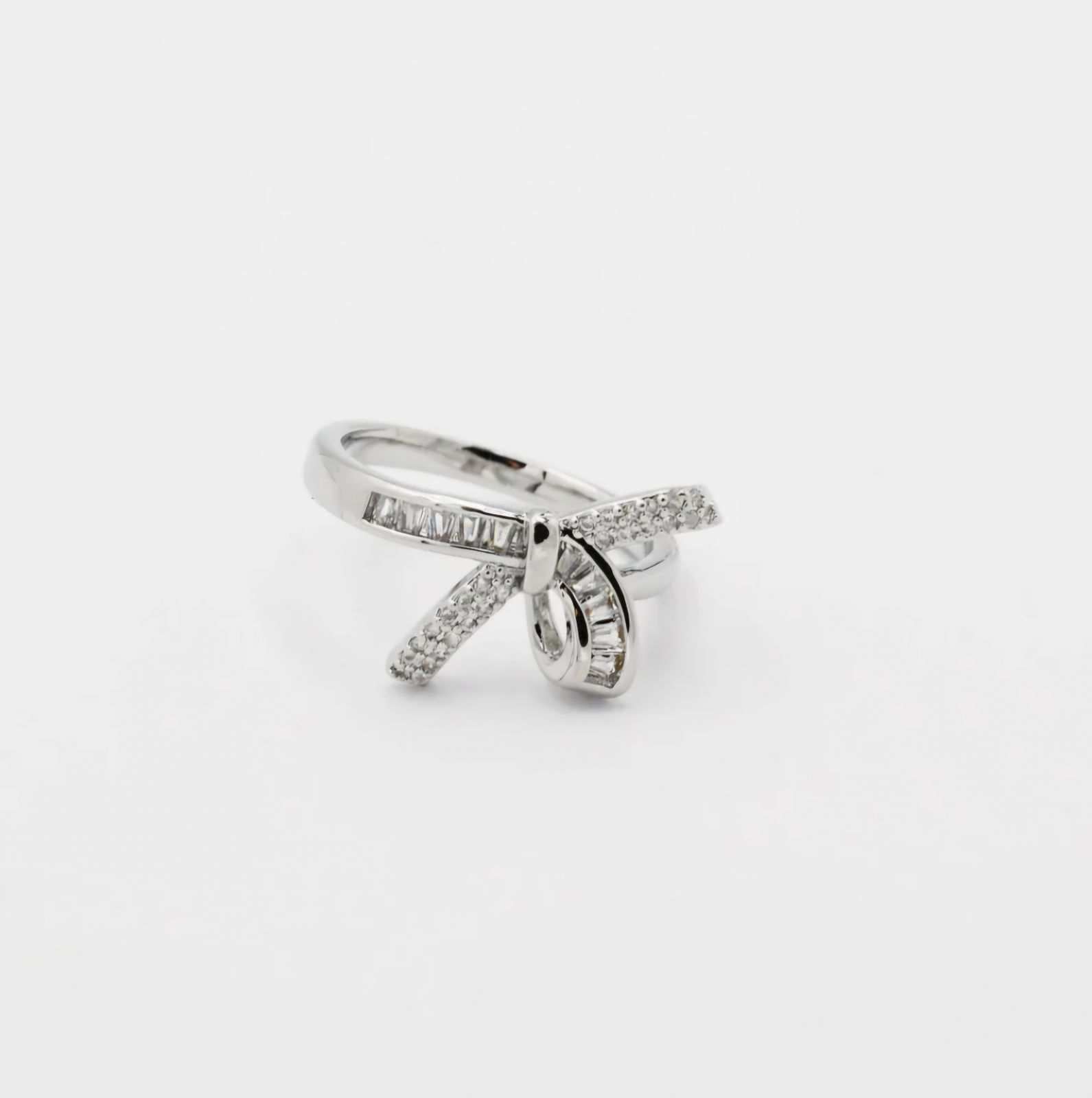 Bow Ring Silver